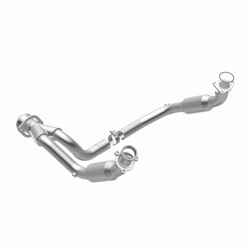 MagnaFlow Direct Fit Catalytic Converter 2007-2008 Cadillac Escalade 6.2L