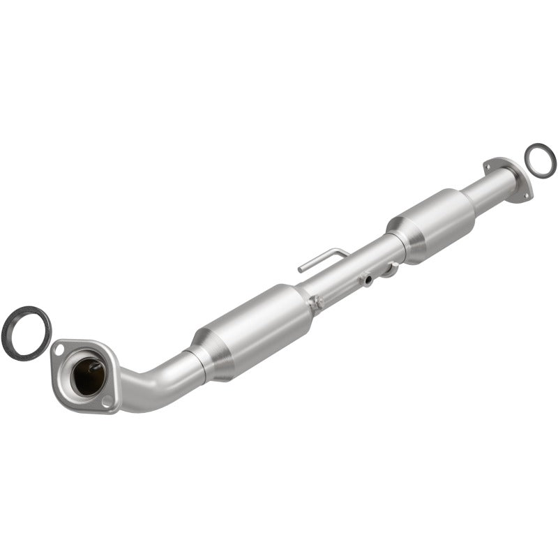 MagnaFlow Direct Fit Catalytic Converter 05-09 Toyota Tacoma 2.7L