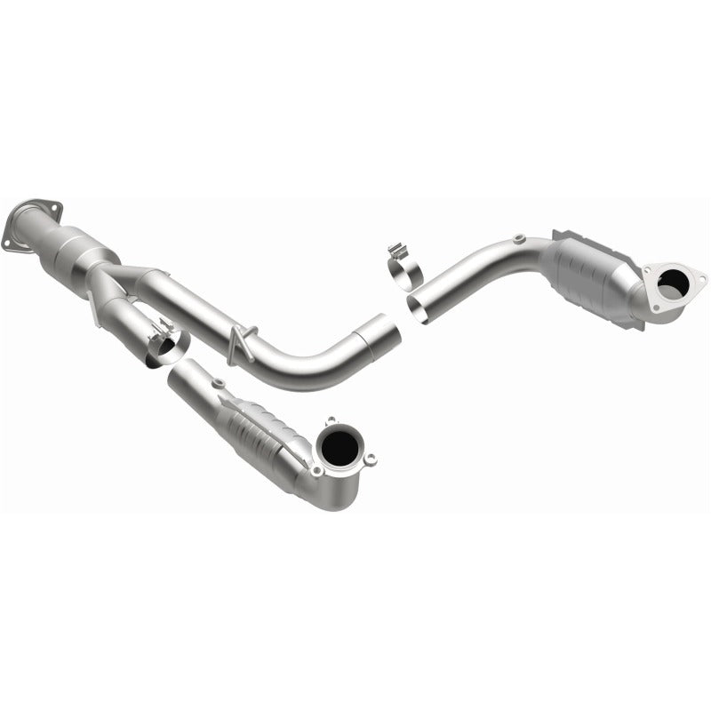 MagnaFlow Direct Fit Catalytic Converter 11-13 Chev Silverado 2500 HD/3500 HD 6.0L