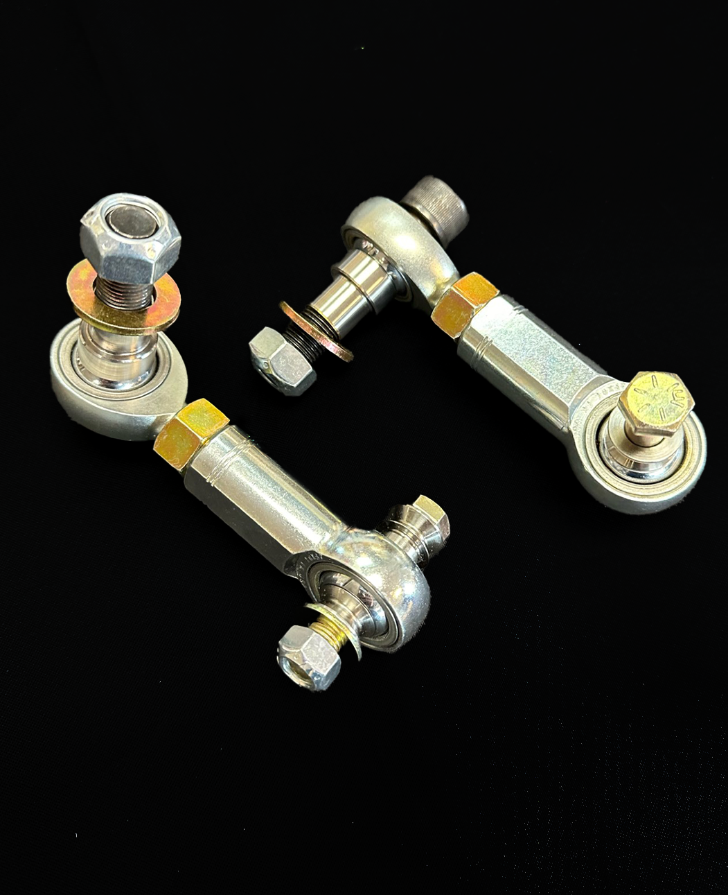 2022+ Bronco Raptor sway bar link kit for stock sway bar and Foutz fabricated lower arm, featuring durable metal construction.