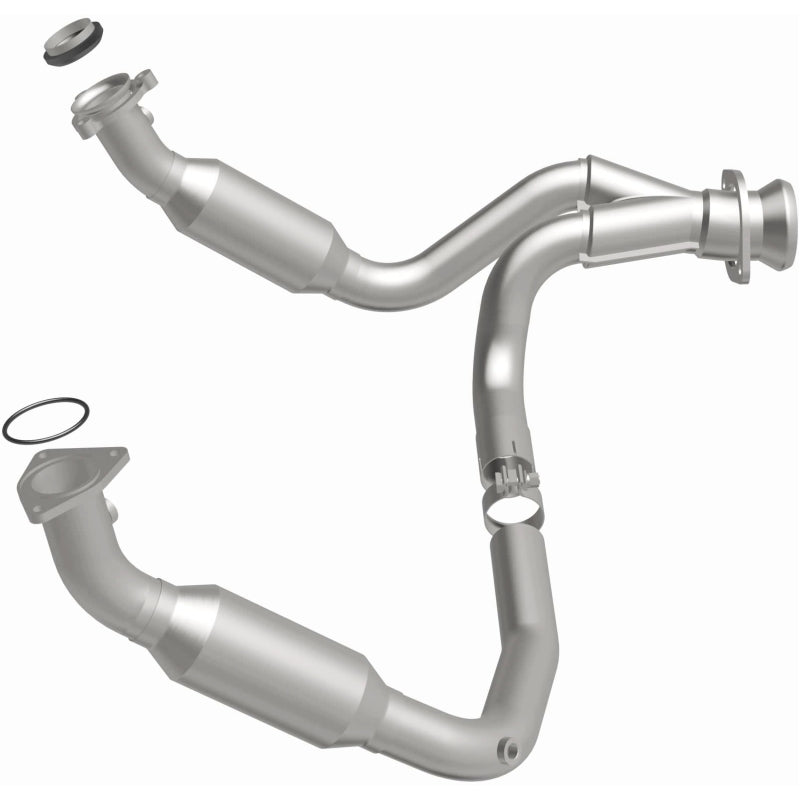 MagnaFlow Direct Fit Catalytic Converter 2007-2008 Cadillac Escalade 6.2L