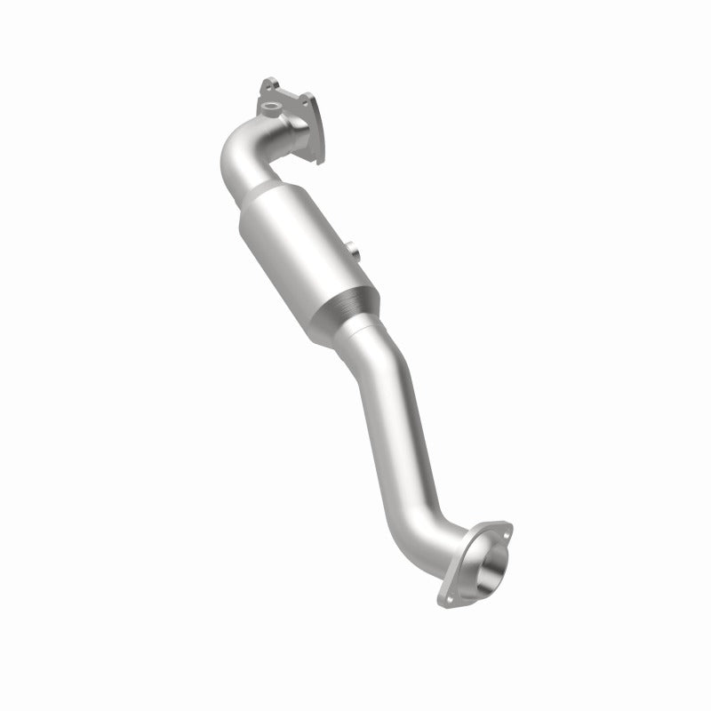 MagnaFlow Direct Fit Catalytic Converter 15-19 Ram 1500 3.6L OEM Grade Fed/EPA Compliant Manifold
