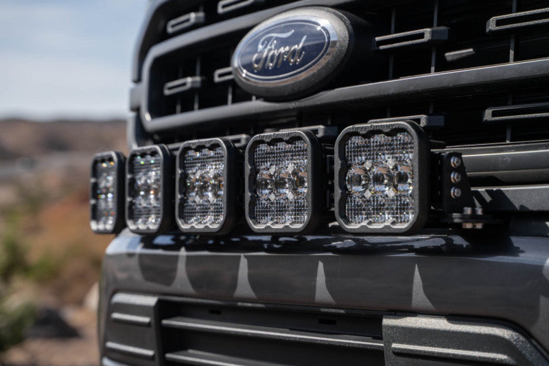 Diode Dynamics 21-22 Ford F-150 SS5 Grille CrossLink Lightbar Kit - Sport - White Combo