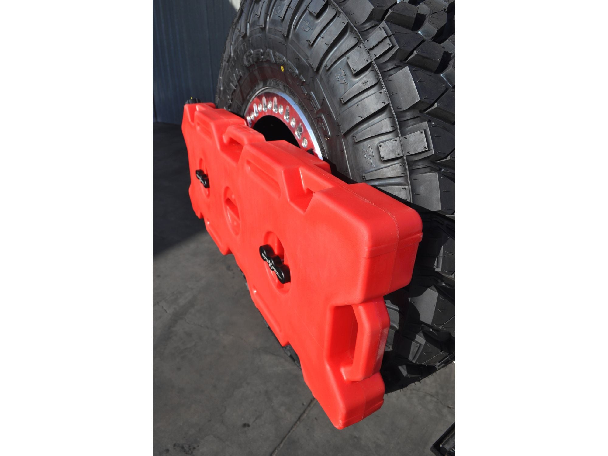 LICENSE PLATE RELOCATE/ROTOPAX CAN MOUNT