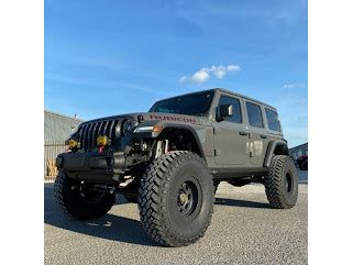 JLU Diesel KING Front 2.5 Inch Double Throwdown Rear 2.5 Inch Coilover Bypass HC Long Arm PRO PLUS, BLACK, 4 Door