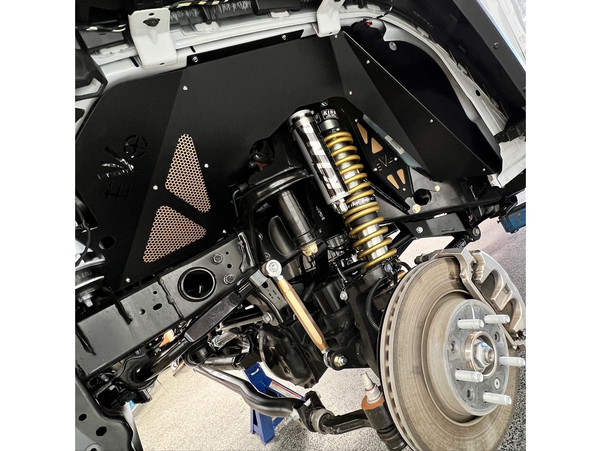 JL/JT GAS FRONT VENTED ALUMINUM INNER FENDERS