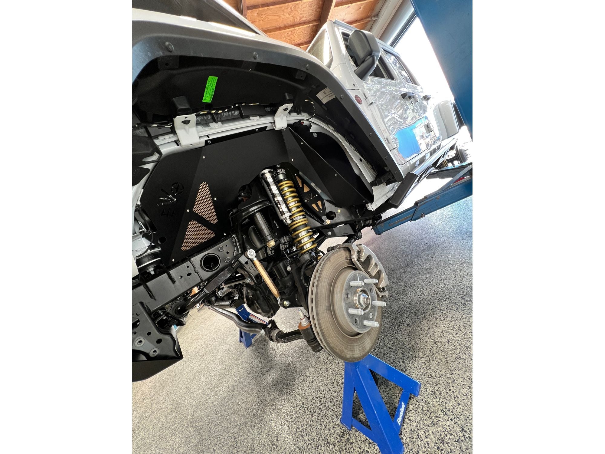 JL/JT DIESEL/392 FRONT VENTED ALUMINUM INNER FENDERS