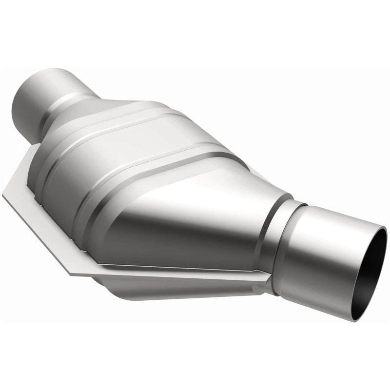 MagnaFlow Universal Catalytic Converter 2.25in Inlet/Outlet Angled Offset/Center Calif OBDII
