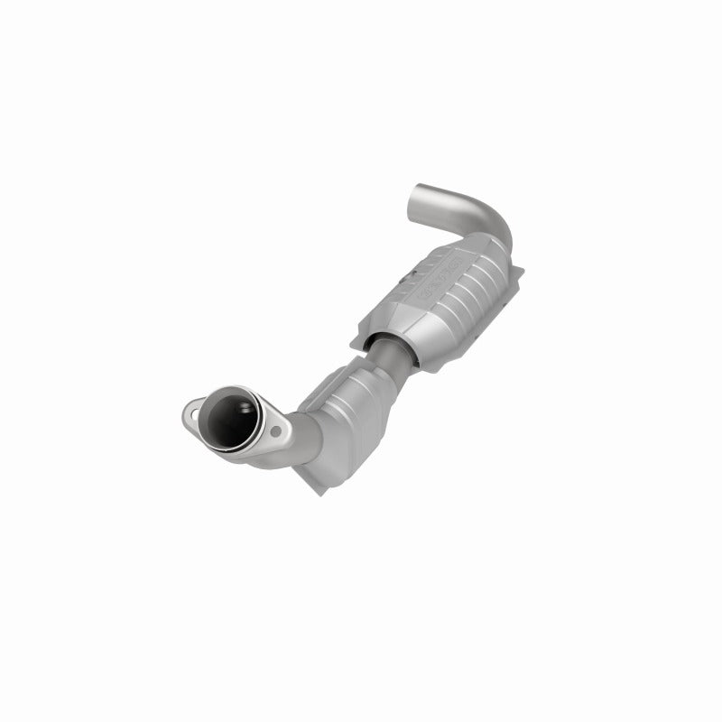 MagnaFlow Direct Fit Catalytic Converter 00-01 Ford F-150 4.6L 2wd