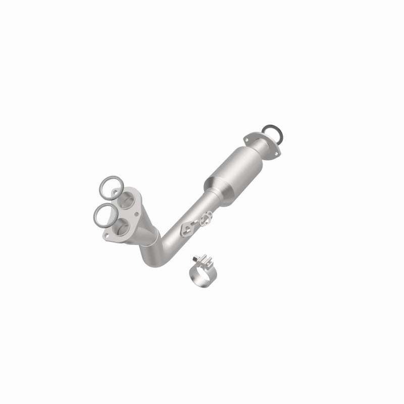 MagnaFlow Direct Fit Catalytic Converter California Grade 96-98 Toyota 4Runner 2.7L