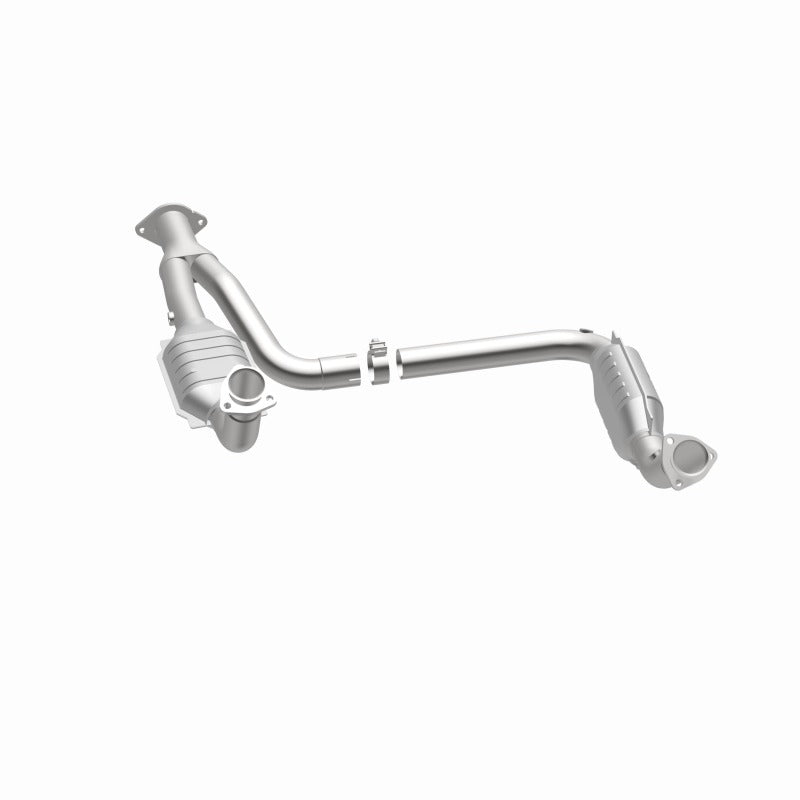 MagnaFlow Direct Fit Catalytic Converter 00-01Tahoe/Yukon V8 5.7L