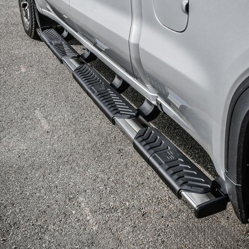 Westin 2019-2026 Chevrolet Silverado/Sierra 1500 Crew Cab (5.5ft) R5 Modular Nerf Step Bars - SS