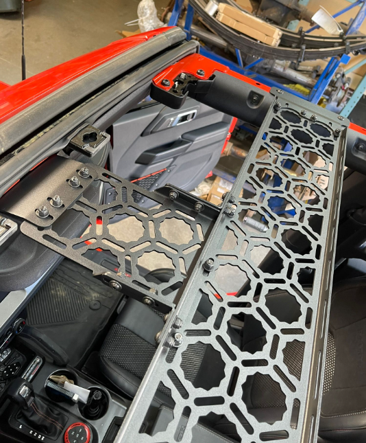 Inside roof mount for 2021 Bronco, featuring a short front panel and a sturdy design for secure installation.
