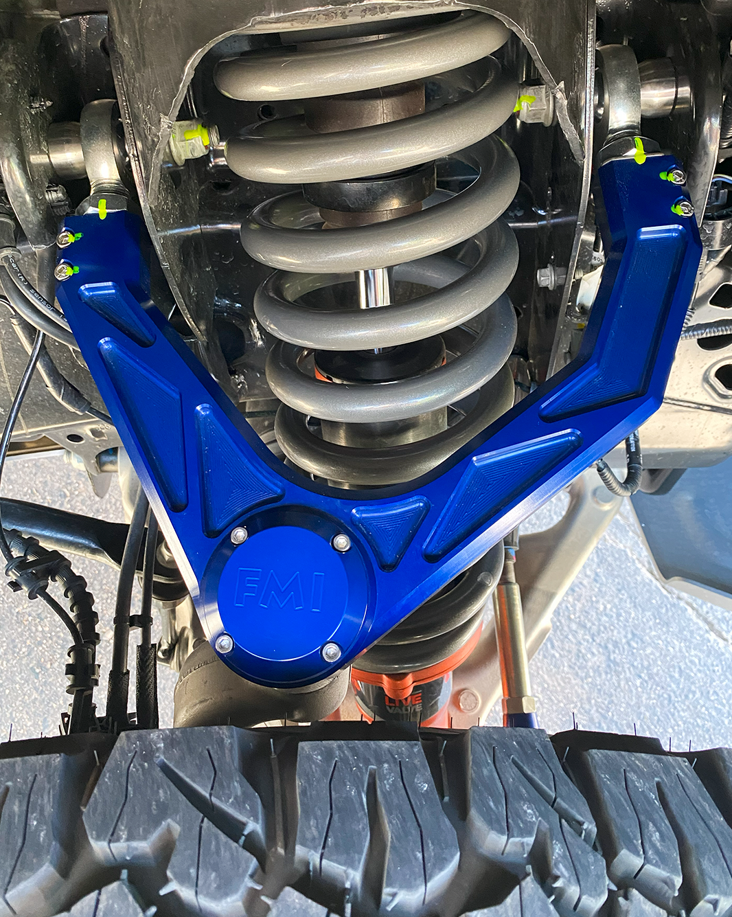 stock length Billet Upper Control Arm Kit For 2017, 2018, 2019, 2020 Ford Raptor