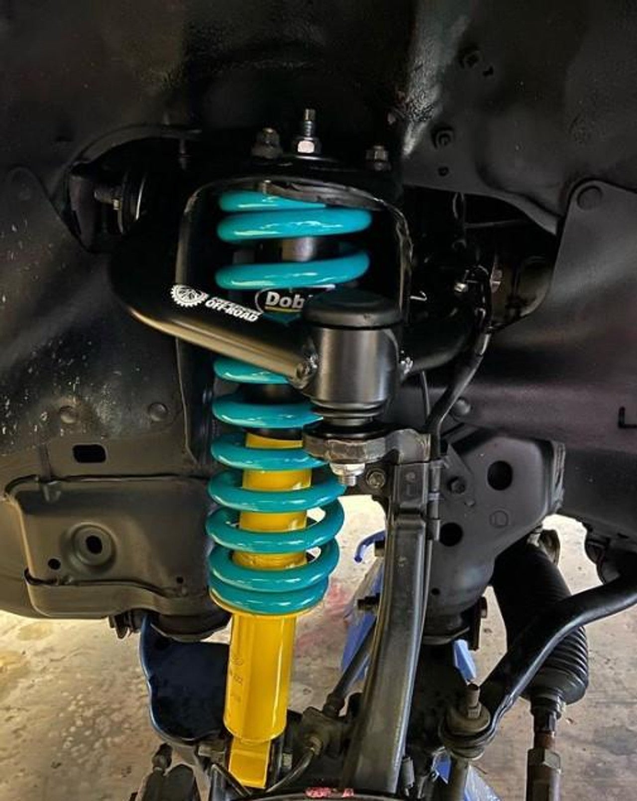 Freedom Offroad Front Upper Control Arms for 2-4 Inch Lift - Balljoint - 01-07 Sequoia/00-06 Tundra