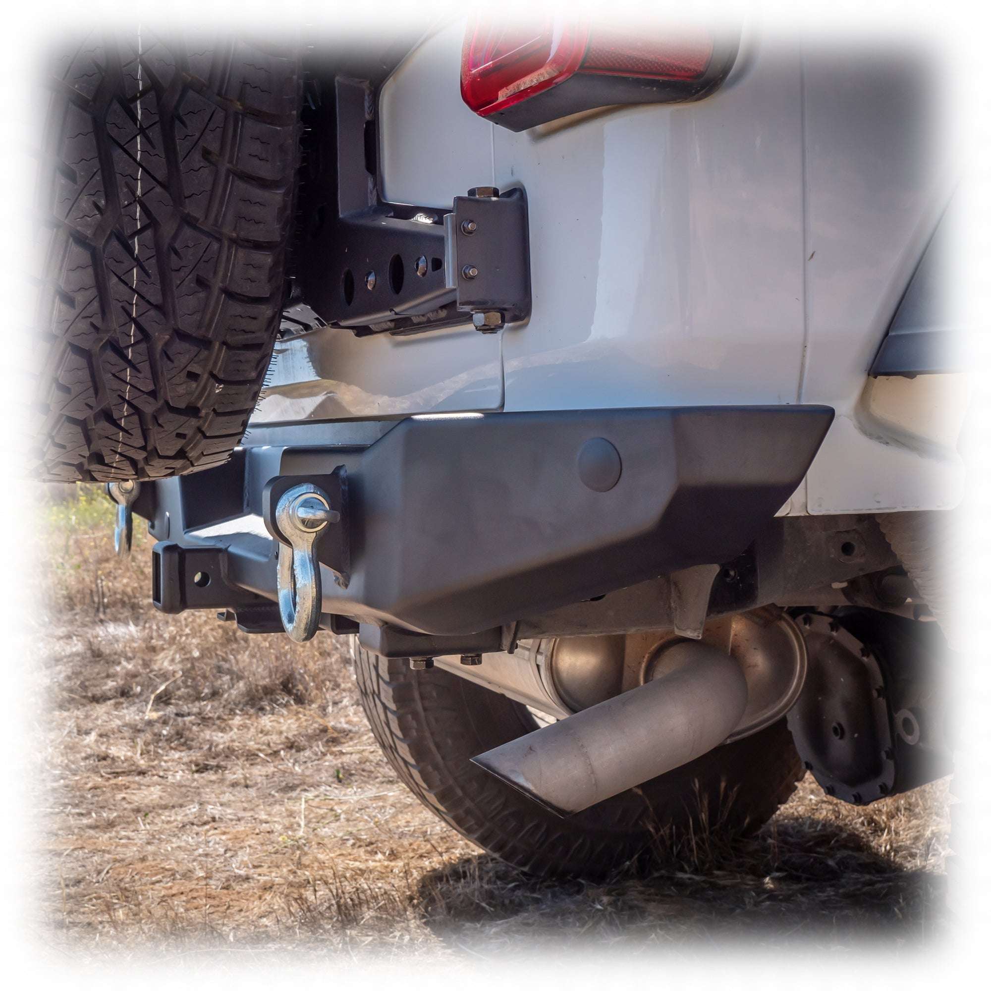 Rear Bumper with Hitch Receiver for Jeep Wrangler JL