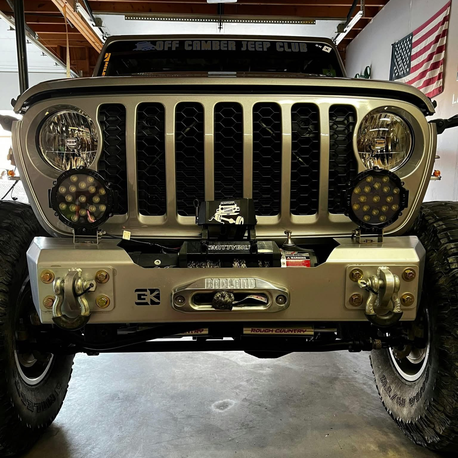 Gauntlet Front Bumper w/Winch Plate for Jeep JL/JT (2018+)