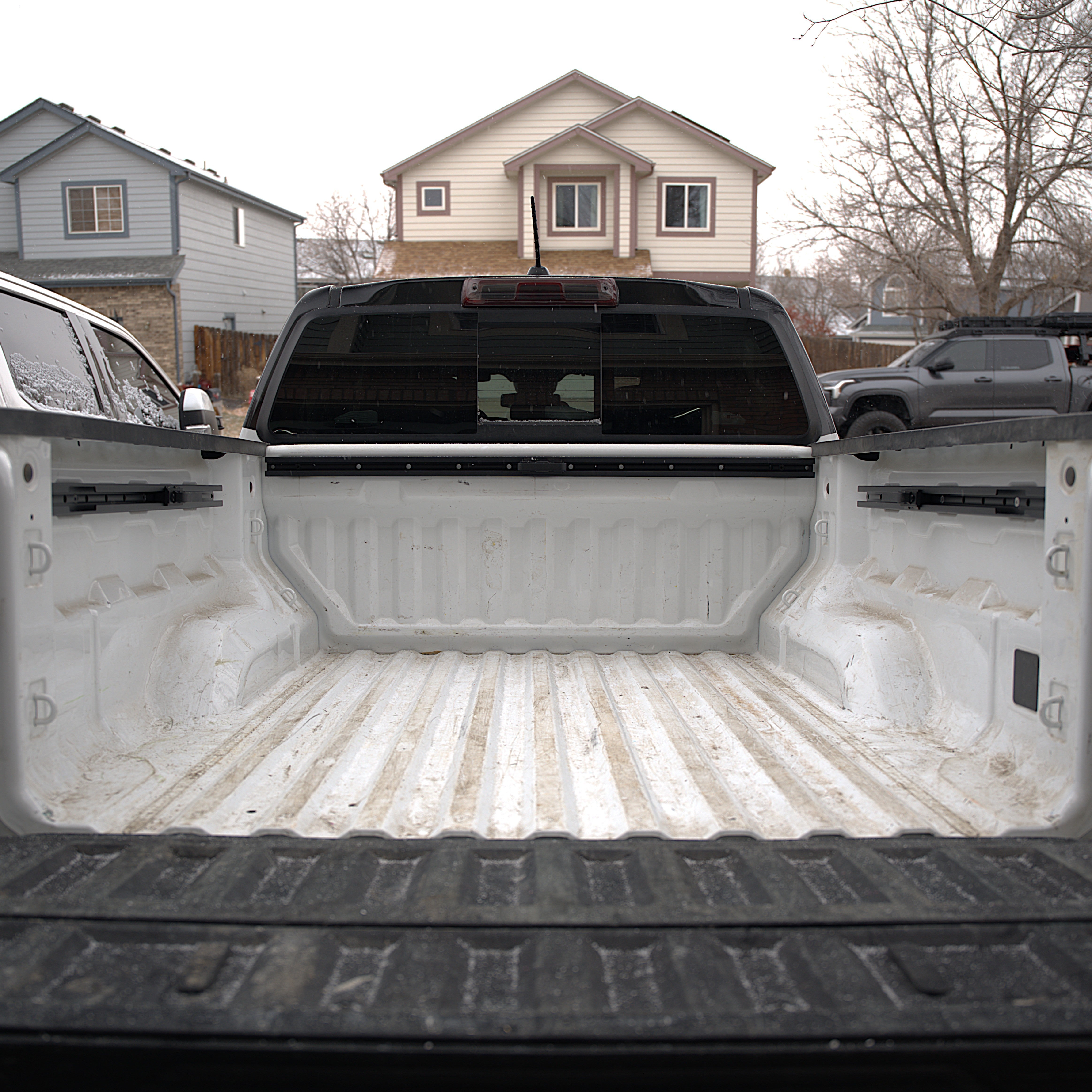 Integral Rails - Bedside Rail System - Chevrolet Colorado & GMC Canyon (2023+)
