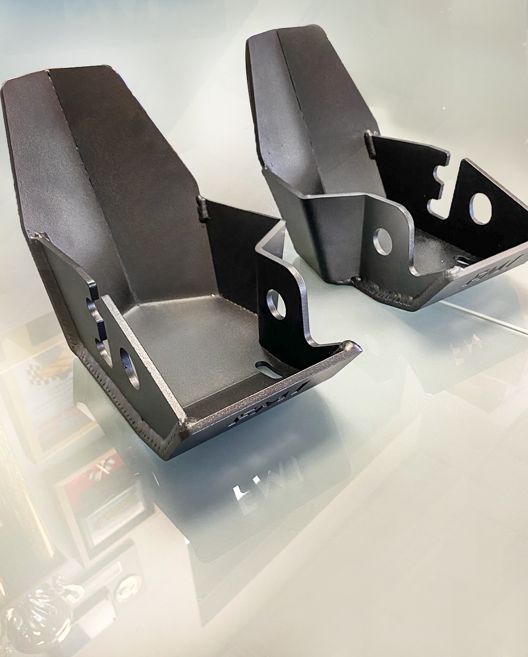 2024 Ranger Raptor rear shock skid kit designed for enhanced protection and durability during off-road adventures.
