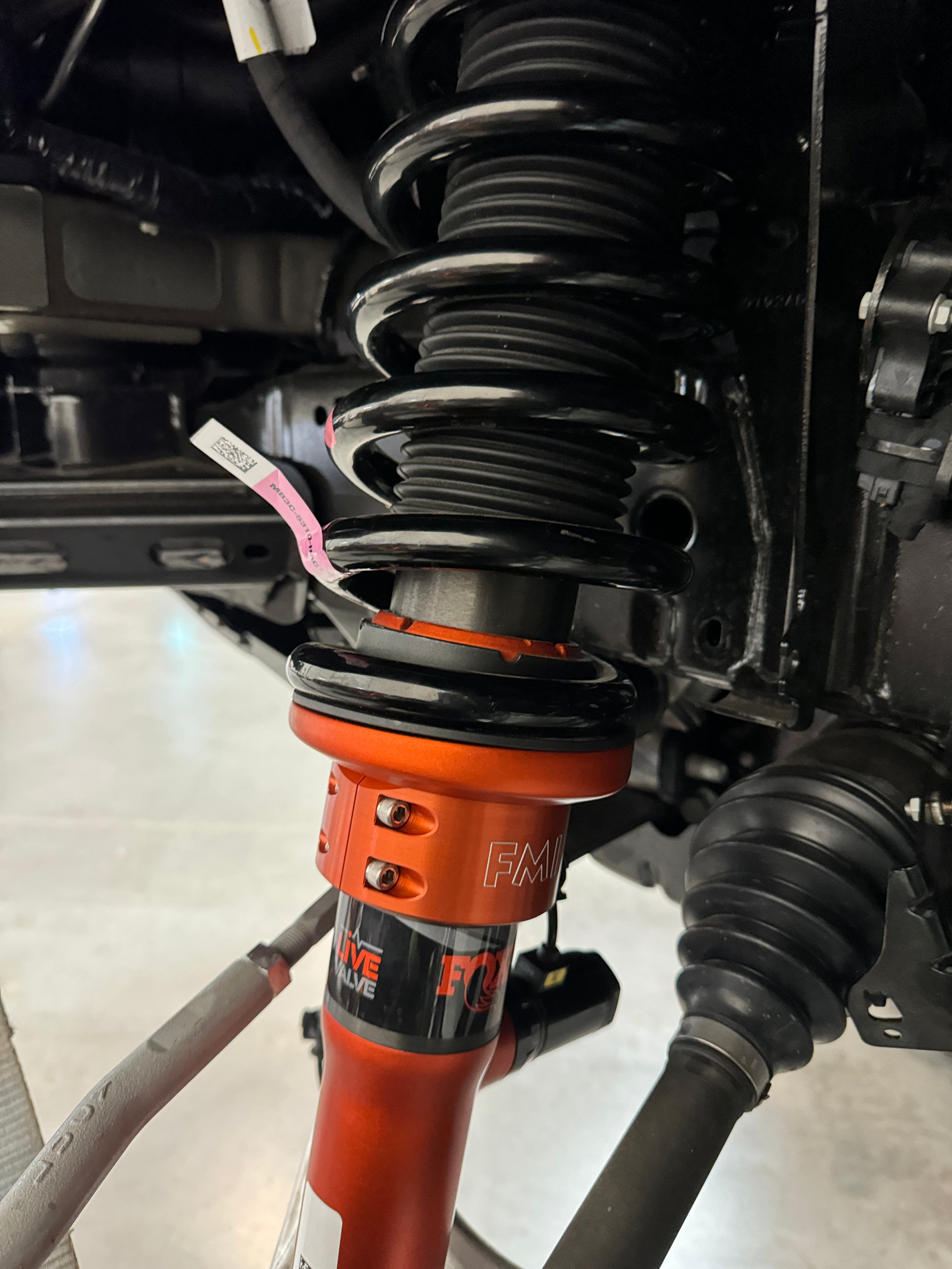 2024+ Ranger Raptor Spring Collar Lift Kit showcasing adjustable lift options of 1.5", 2", and 2.5" for enhanced offroad performance.