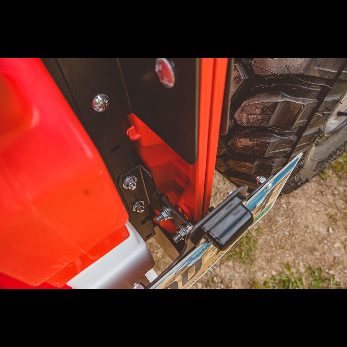 Toyota 4Runner Rotopax / Maxtrax Mount (Rear Bumper)