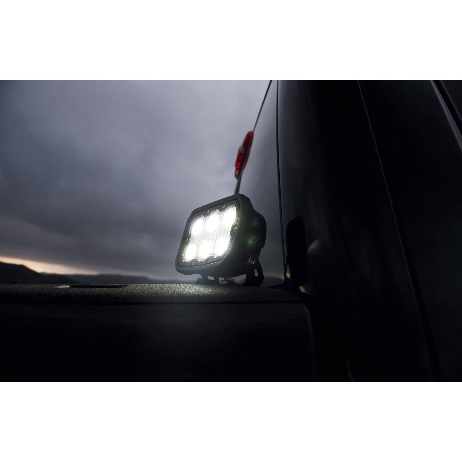 Duralux 6 LED Work Light 60º Beam