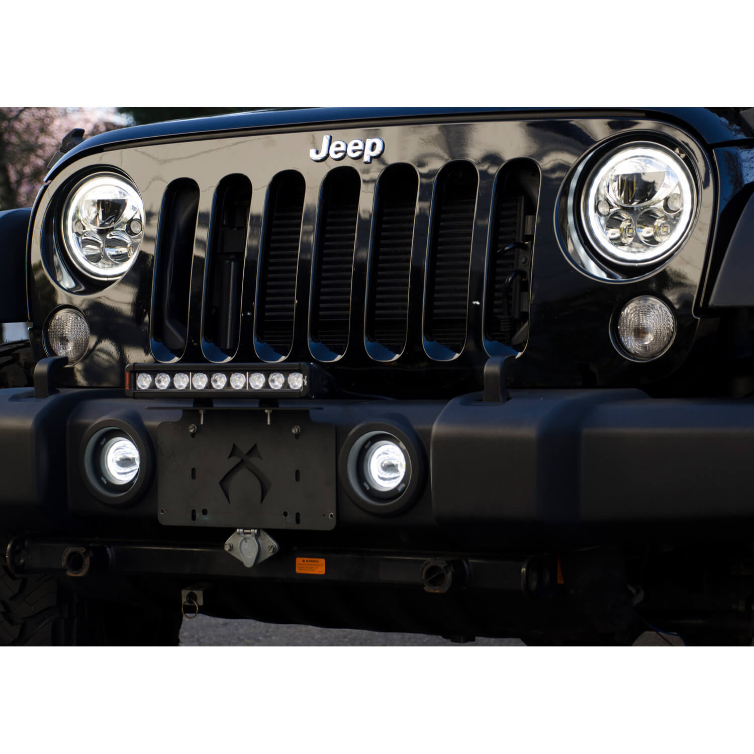 3.7" Optimus Round 15º Beam with White Halo LED Light