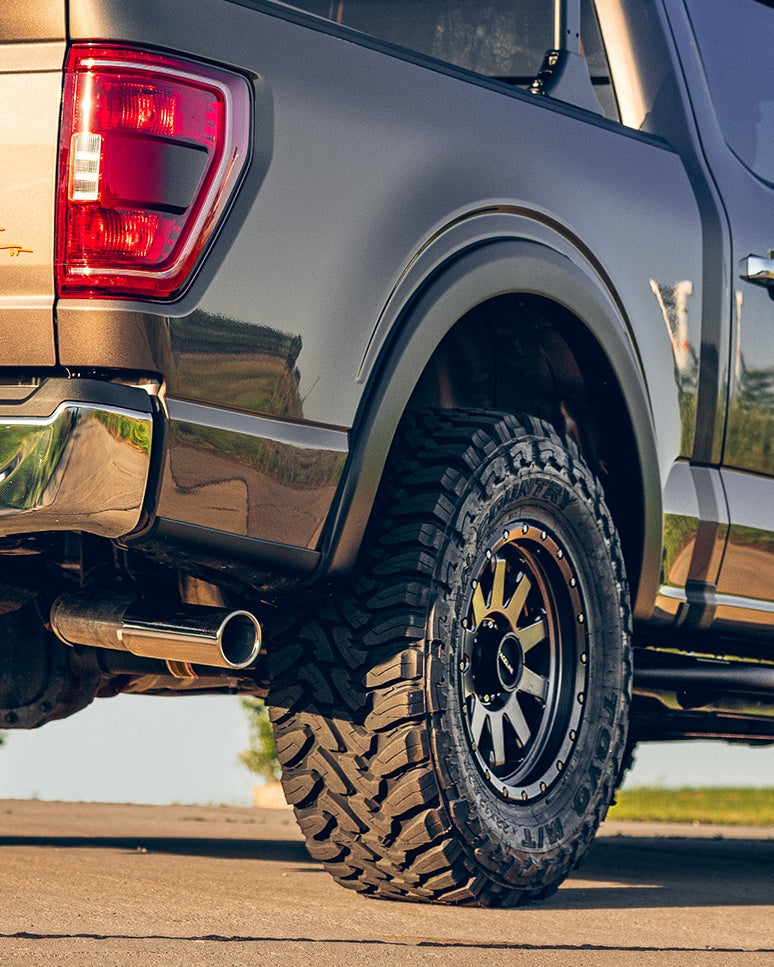 High-performance 934G Clutch for trucks and SUVs, designed for enhanced off-road capability and durability.