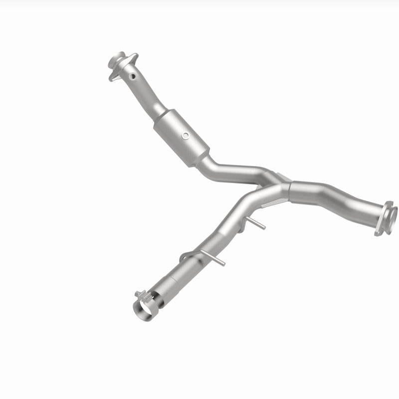 MagnaFlow Direct Fit Catalytic Converter 15-17 Ford Expedition V6 3.5 OEM Underbody