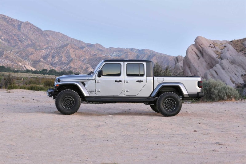Fabtech 2018 Jeep JL 4WD 4-Door 3in Front Dirt Logic 2.25 Reservoir Shock Absorber