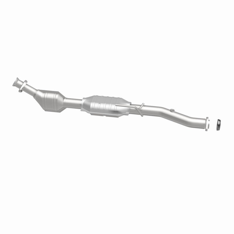MagnaFlow Direct Fit Catalytic Converter 00 Ford Ranger 2.5L