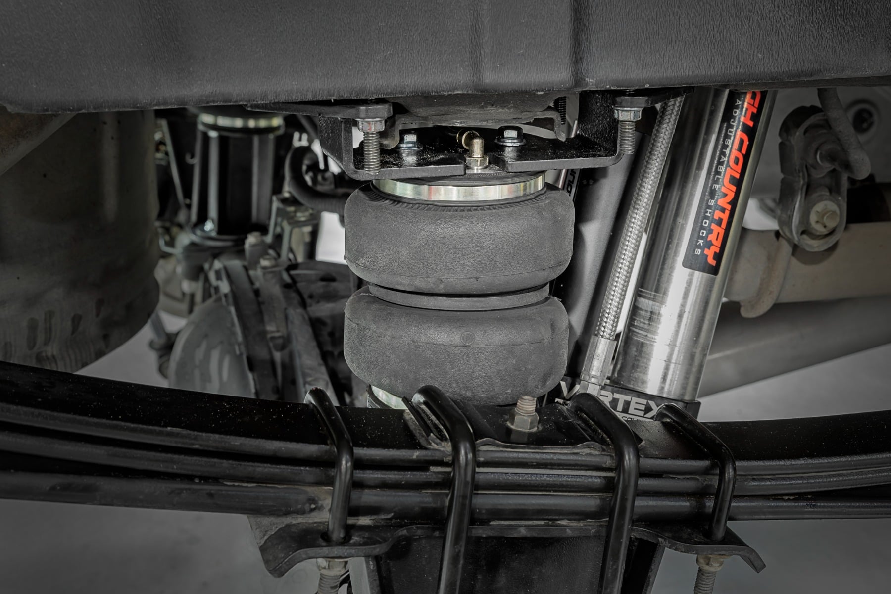 Air Spring Kit 4-6 Inch Lift Lifted Suspension Chevy/GMC Sierra 1500 (19-26)/Silverado 1500 (19-26) Rough Country