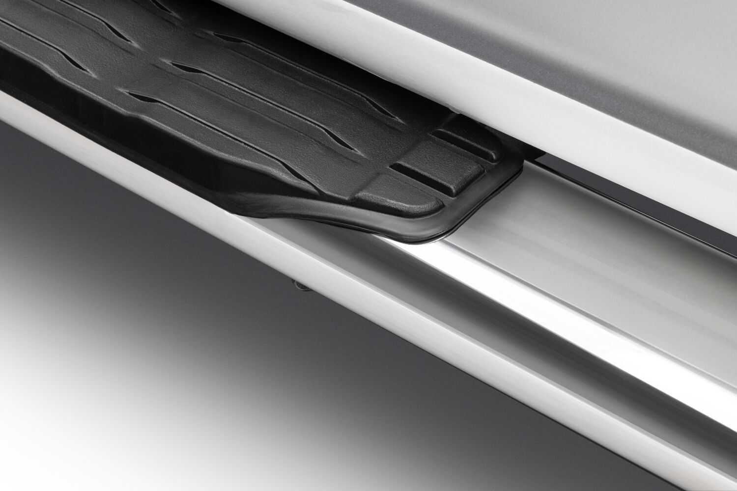 5 Inch 1000 Series Side Steps with Mounting Brackets Kit Polished Stainless Steel 2007-2021 Toyota Tundra Go Rhino
