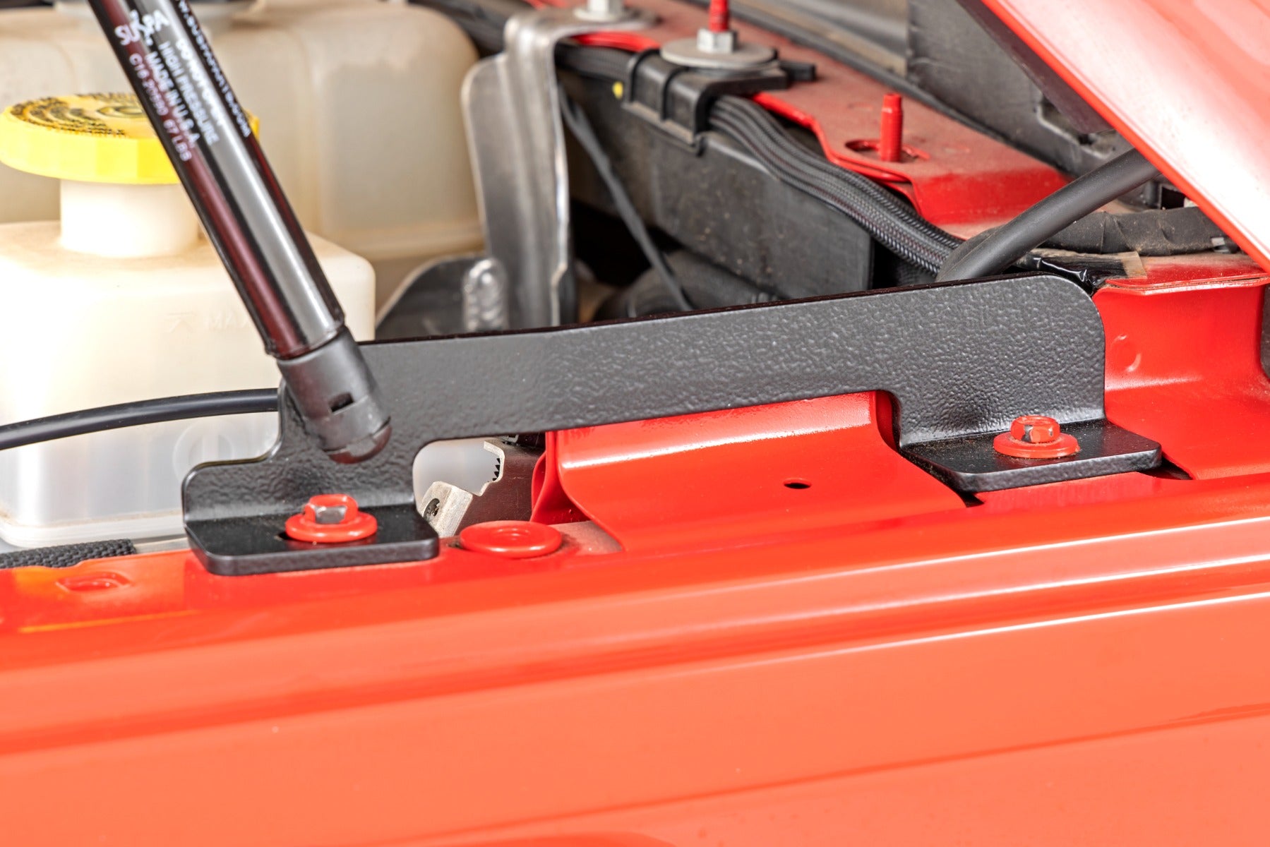 Hood Struts Hydraulic Jeep Gladiator JT/Wrangler JL 4WD (2018-2026) Rough Country