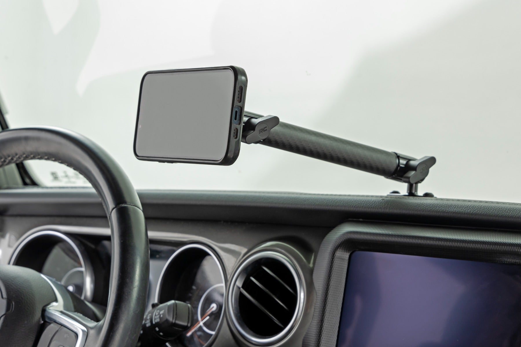 Dash Mount 8 Inch Mount Kit Jeep Gladiator JT/Wrangler JL 4WD (2018-2026) Rough Country