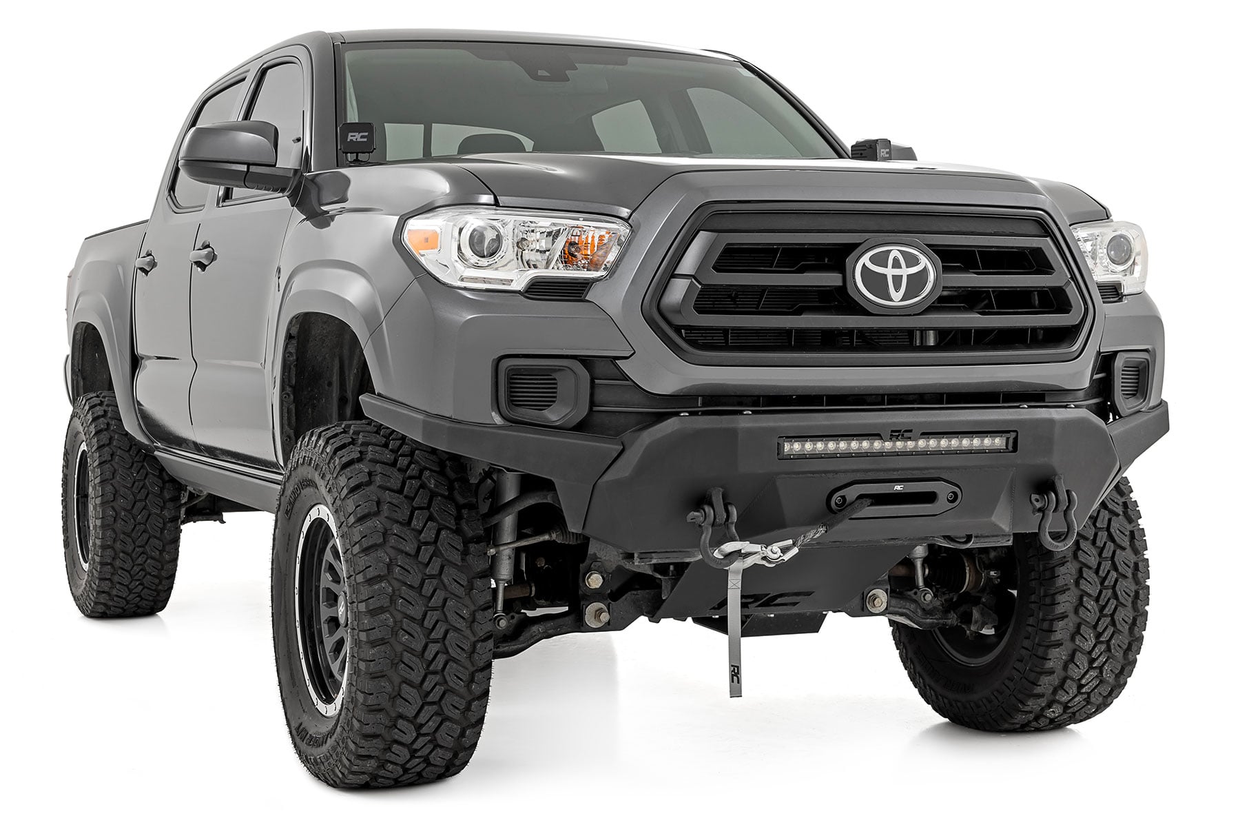 Front Bumper High Clearance 9500-Lb Pro Series Winch Synthetic Rope Toyota Tacoma 4WD (16-23) Rough Country