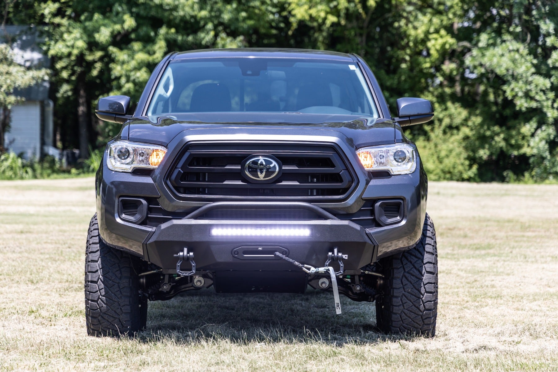 Front Bumper Hybrid 20 Inch Black DRL LED Toyota Tacoma 4WD (2016-2023) Rough Country