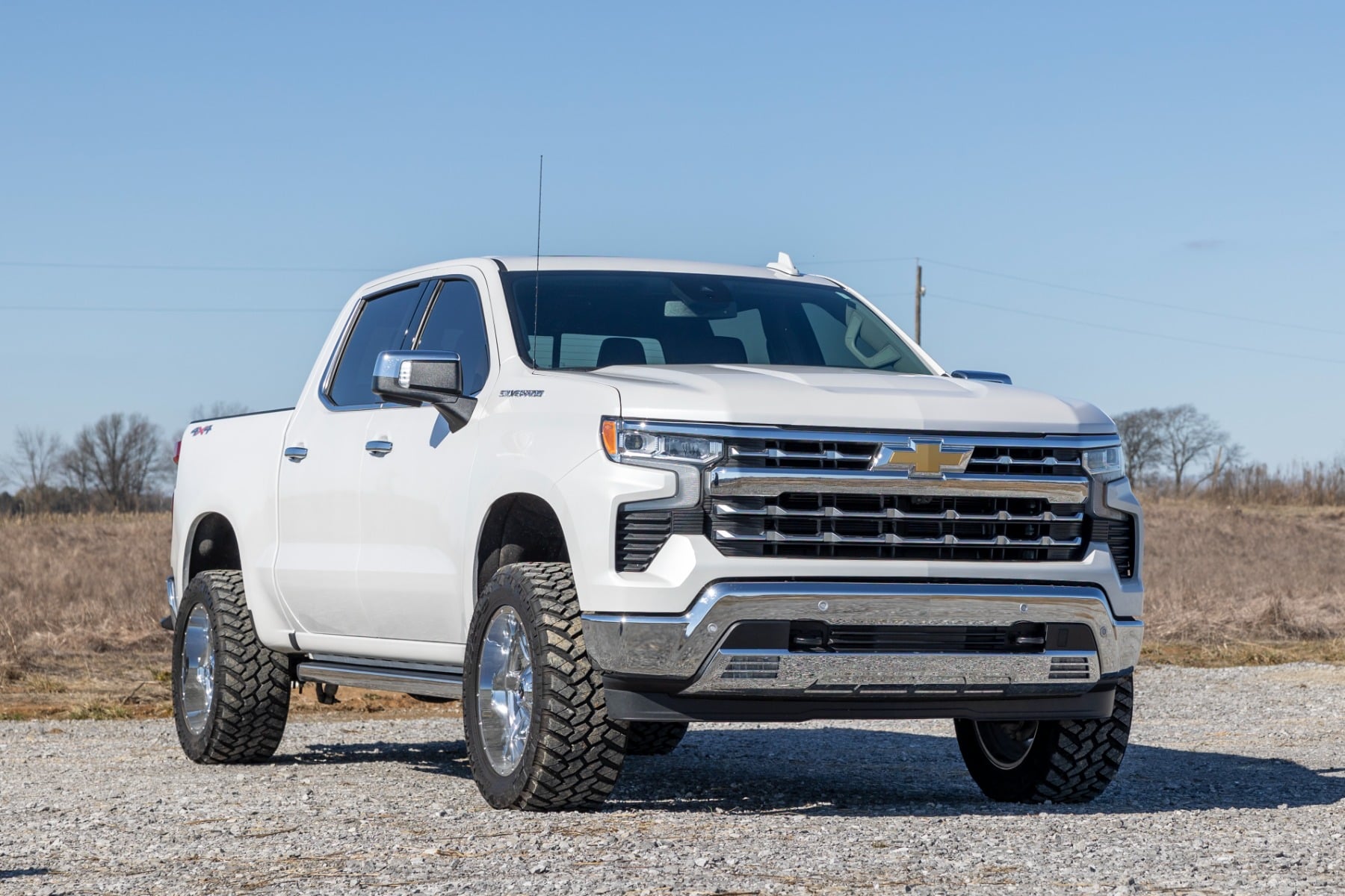 3.5 Inch Lift Kit M1 Struts/M1 Chevy Silverado 1500 2WD/4WD (2025-2026) Rough Country