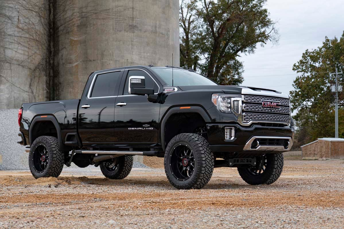 7 Inch Lift Kit NTD w/ Overloads Silverado/Sierra 2500HD/3500HD (20-26) Rough Country