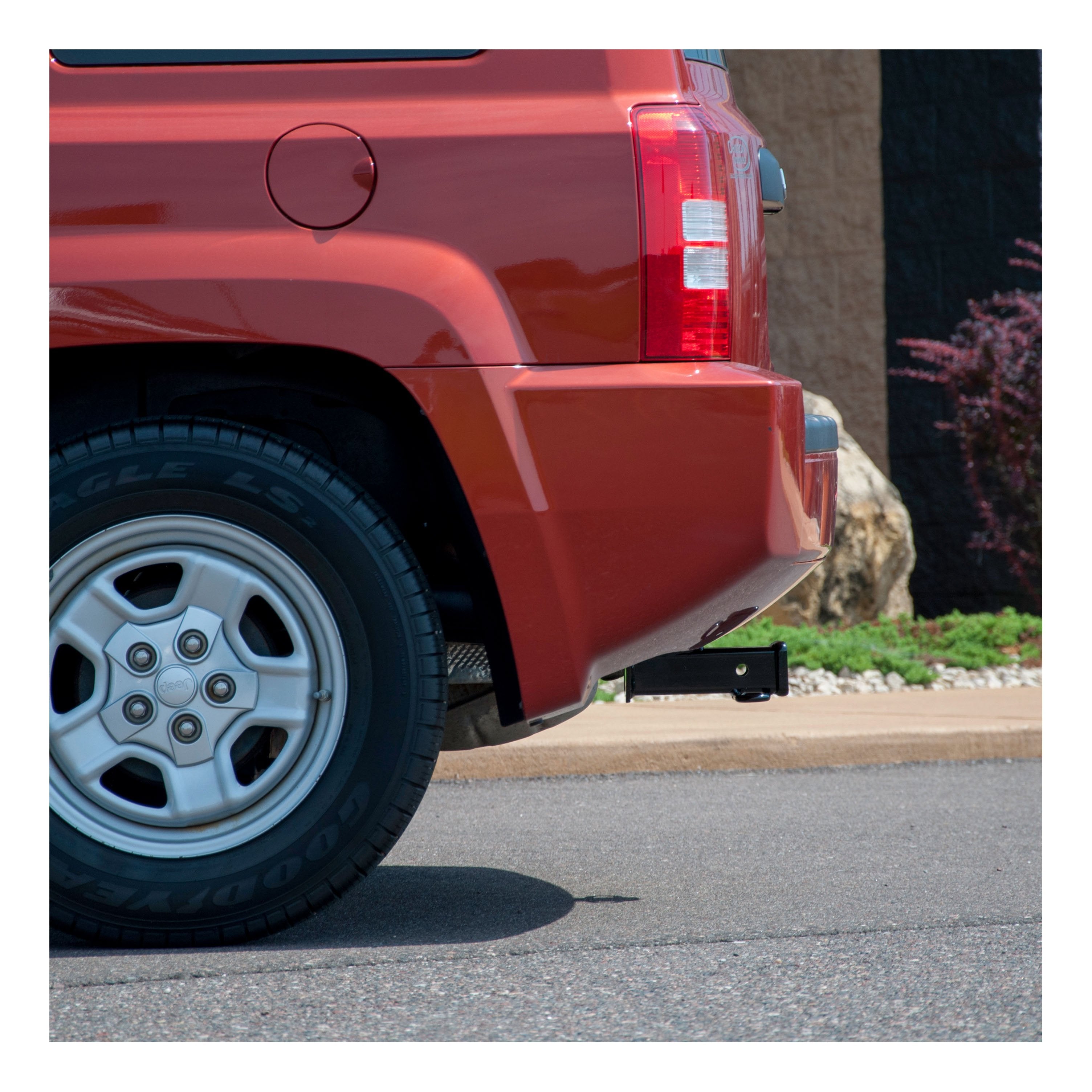 CURT Class 3 Trailer Hitch, 2-Inch Receiver, Fits Select Jeep Compass, Patriot Model 13548
