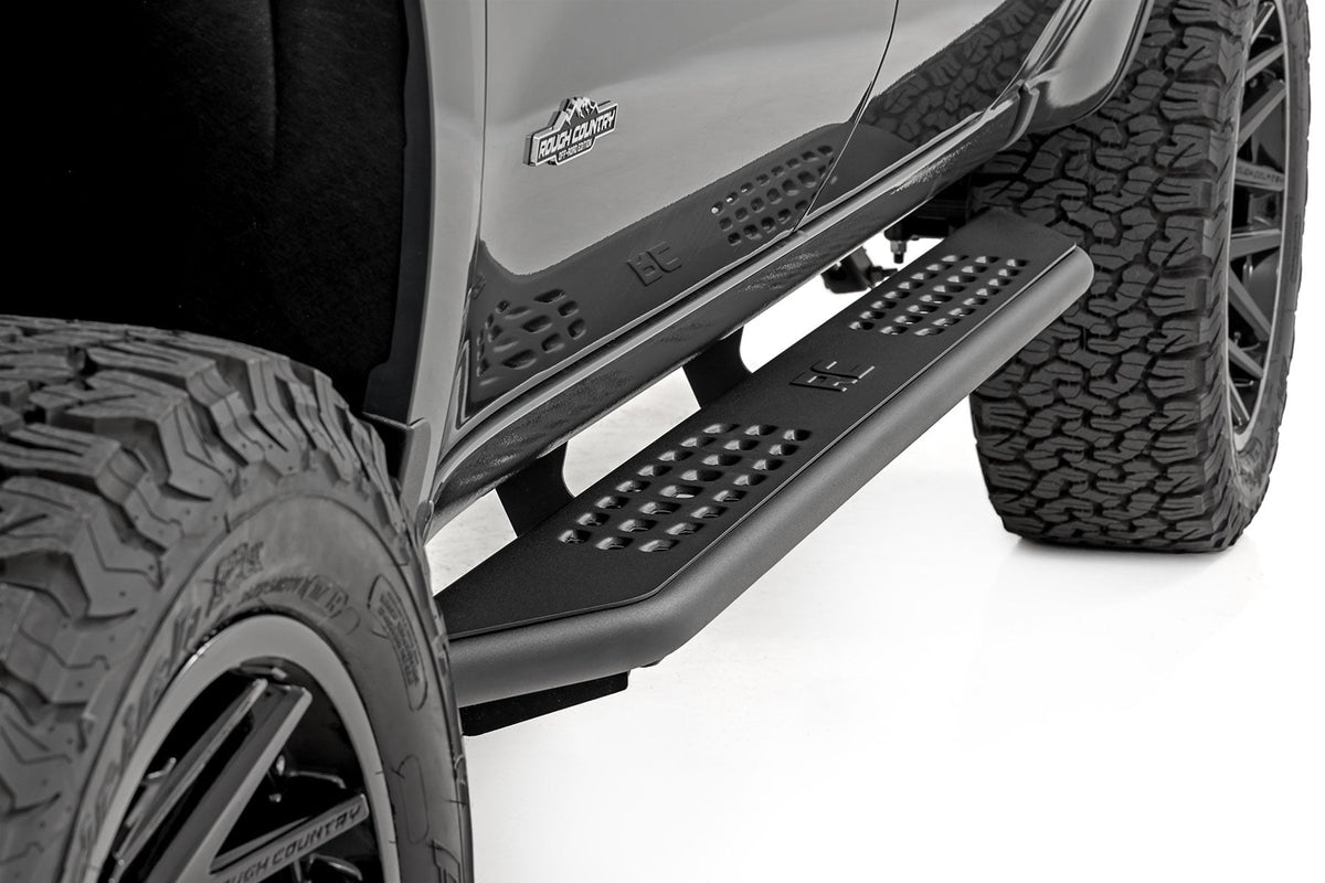 OV2 Running Boards Side Step Bars Crew Cab Silverado/Sierra 1500/2500HD (19-26) Rough Country