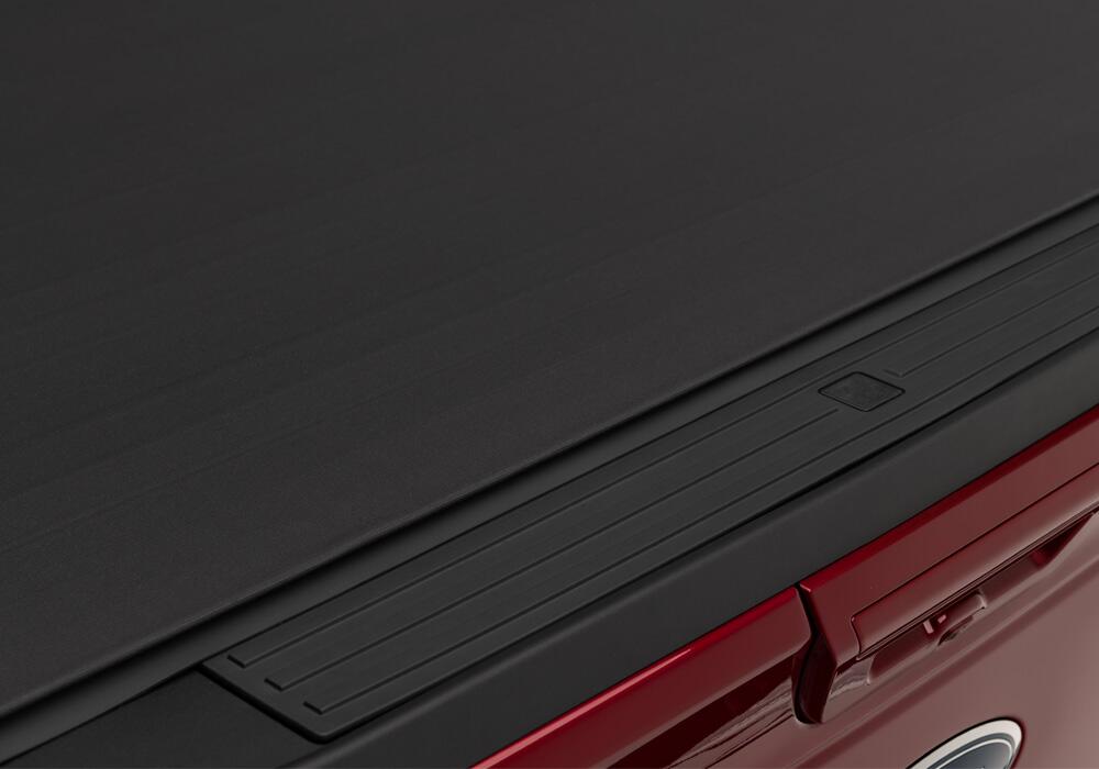 Sentry CT Tonneau Cover Black 2016-2024 Nissan Titan 5 Foot 7 Inch Bed Truxedo
