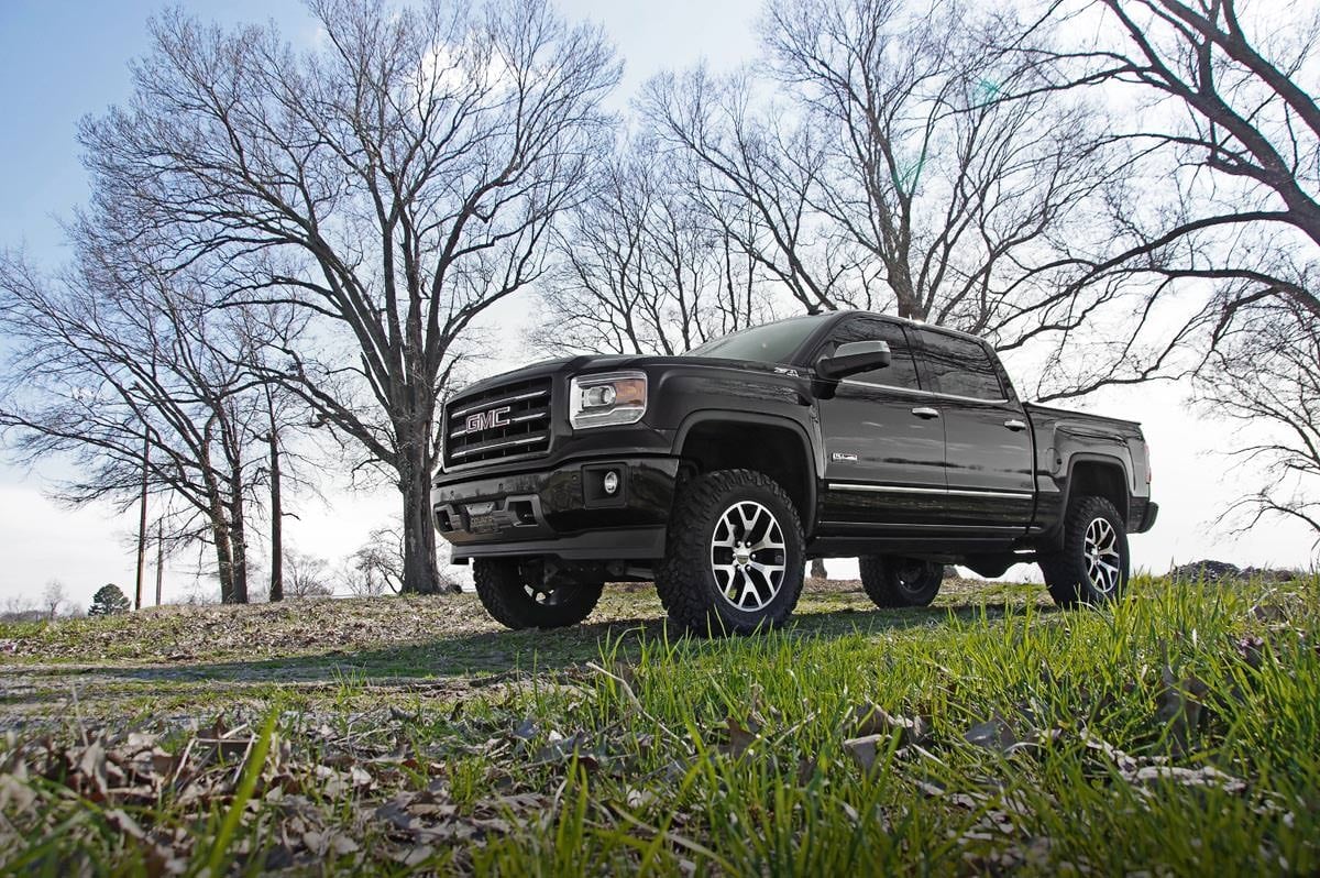 5 Inch Lift Kit Magneride Cast Steel GMC Sierra 1500 Denali 4WD (14-18) Rough Country