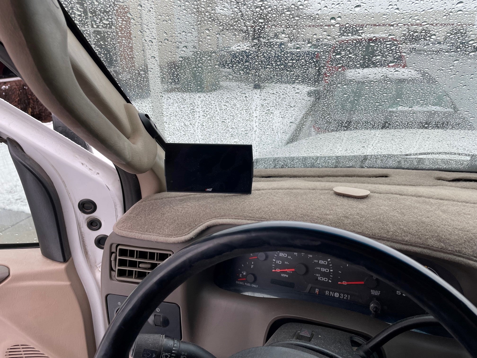 A-Pillar Display Mount 2004.5-2007 Ford F250/F350/Excursion Display Mount Edge Products
