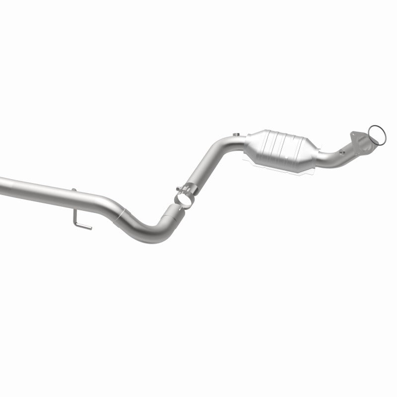 MagnaFlow Direct Fit Catalytic Converter 02-05 Escalade 6.0L Driver Side