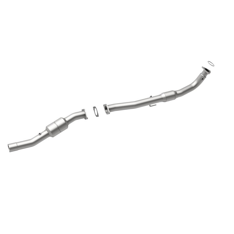 MagnaFlow Direct Fit Catalytic Converter 05 Silverado 2500HD 6.0L