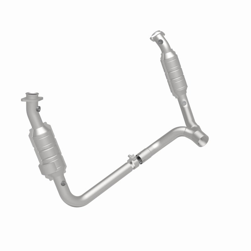 MagnaFlow Direct Fit Catalytic Converter 2006 Dodge RAM 1500 Pickup 5.7L Solid Front Axle