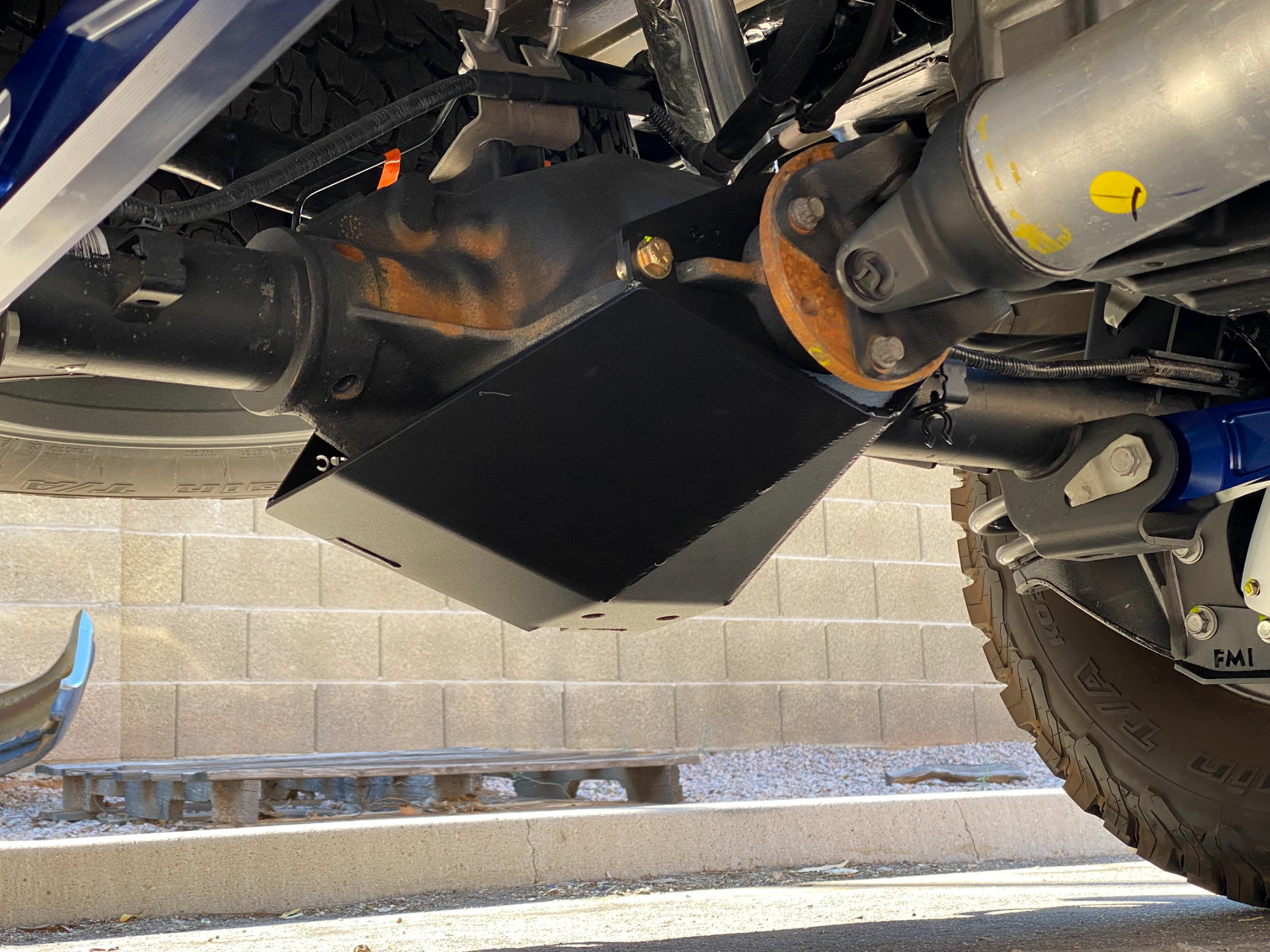 Rear differential skid plate kit for 2017-2024 Raptor, designed for off-road protection and durability.