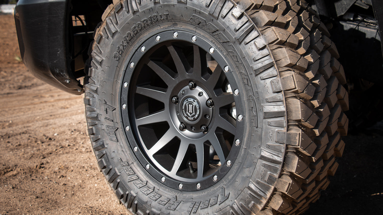 Compression 18 X 9 / 5 X 150 / 25 MM / 6 Inch Back Space Satin Black, ICON Alloys