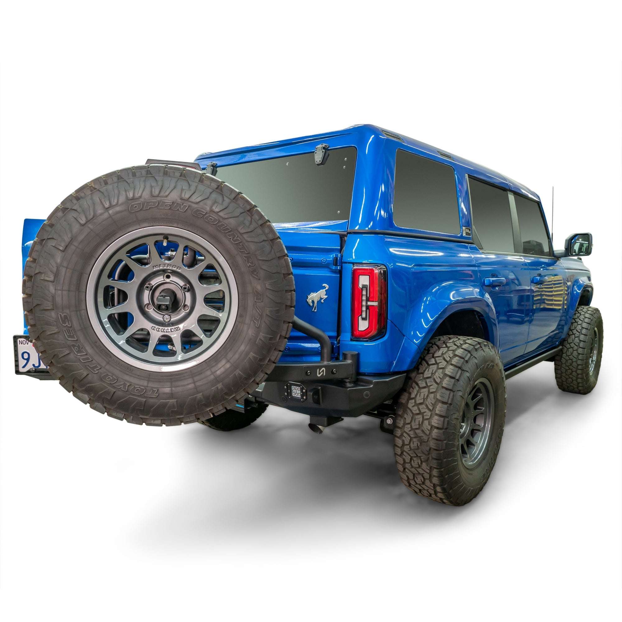 Swing-Out Tire Carrier with Lights for Ford Bronco